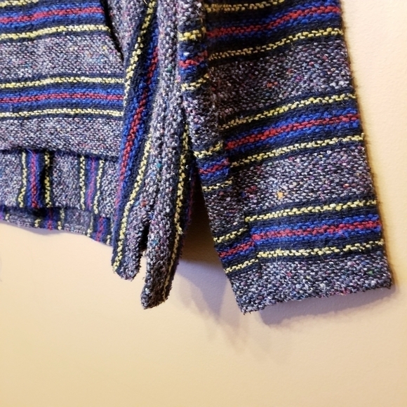 Frank's Textiles | Women's Gray Striped Burlap Pullover Hoodie (Size Large) - Picture 5 of 8